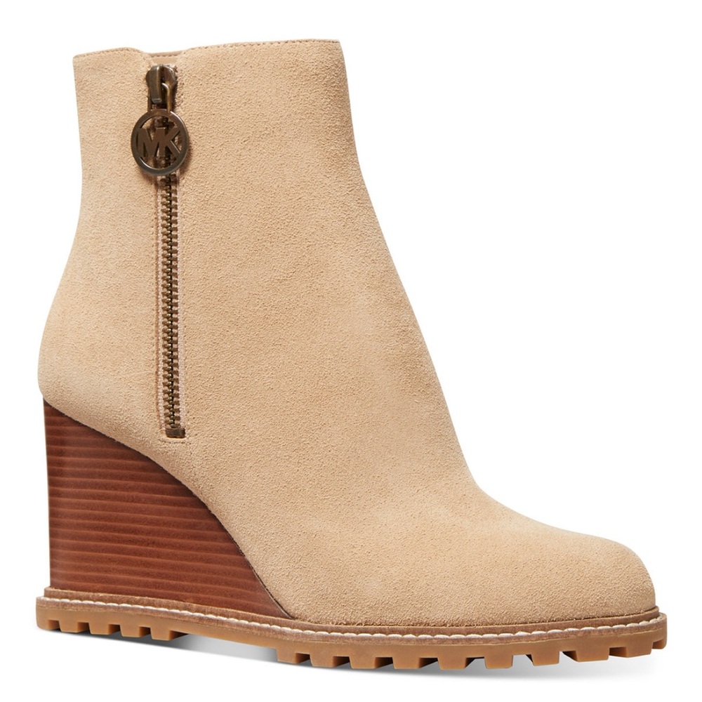 Michael Kors Evelyn Lug Sole Wedge Booties - 8M